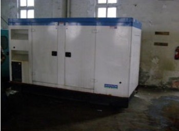 天门康明斯150kw大型柴油二手发电机组